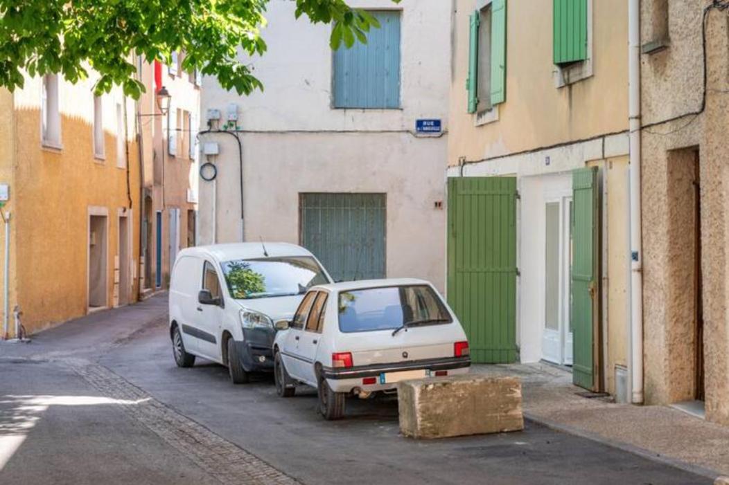 Le Marronnier 2 Lejlighed LʼIsle-sur-la-Sorgue Eksteriør billede